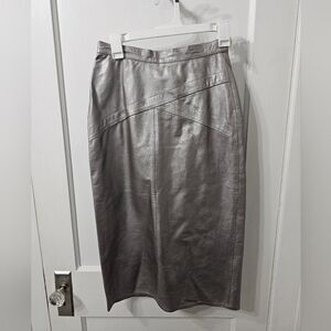Vintage Suzelle Silver Metallic Leather Skirt Size 8, Excellent Condition